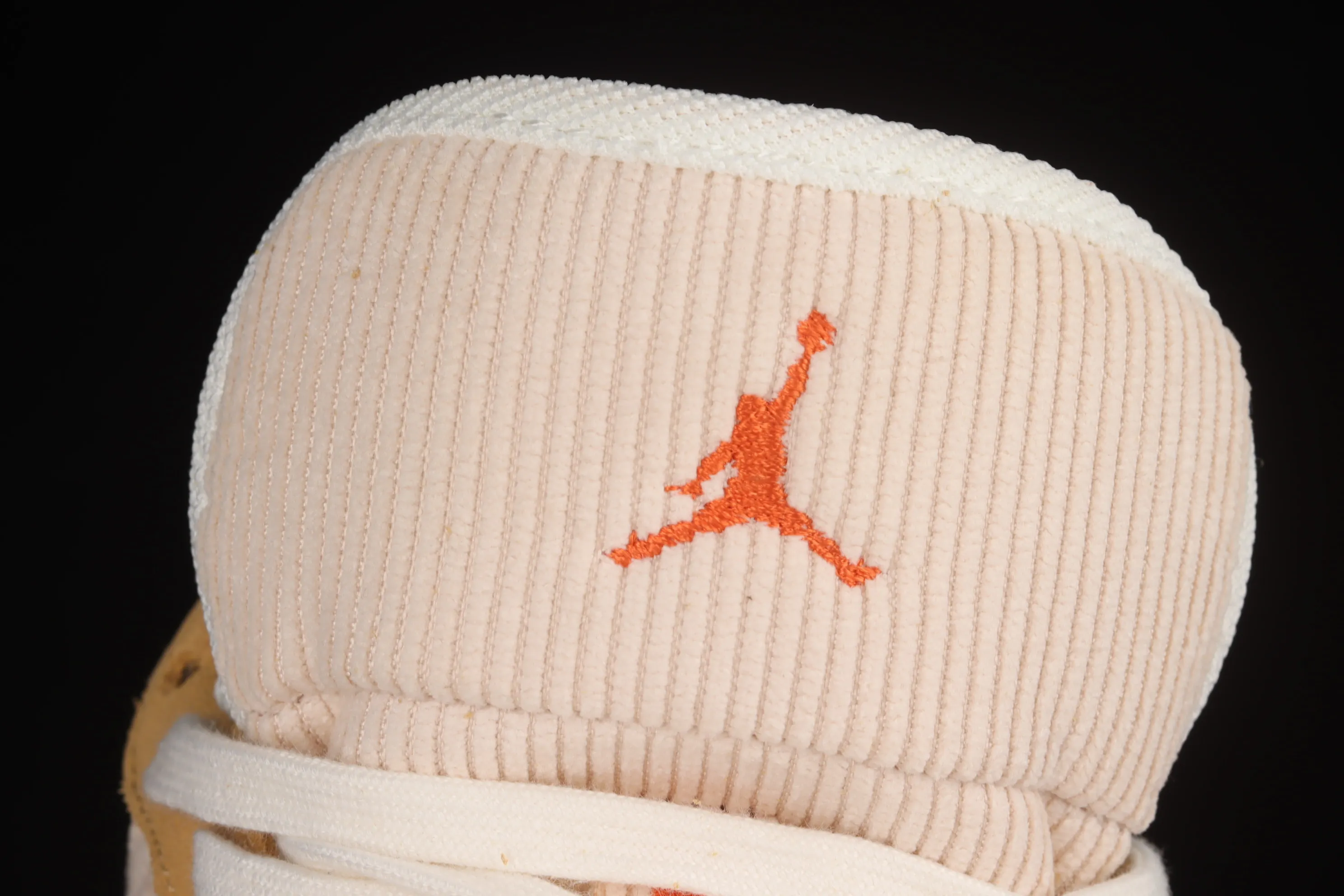 All categories Air Jordan Jordan series basketball shoes Air Jordan 1 Low G version pure original Air Jordan 1 Low AJ1 Joe 1 khaki corduroy low-top cultural and leisure sports sneakers DH7820-700